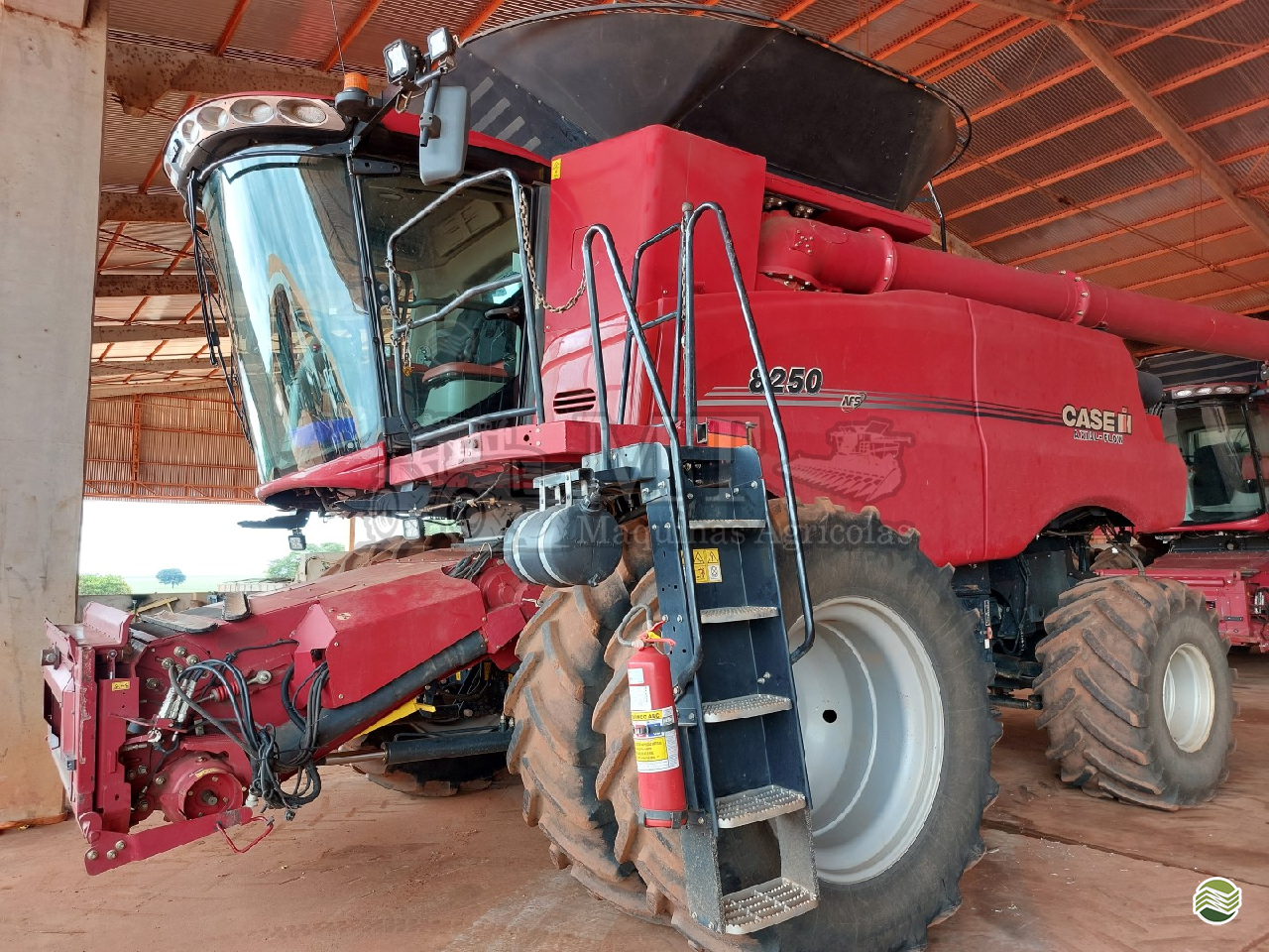 COLHEITADEIRA CASE CASE 8250 MT Máquinas Agrícolas CAMPO VERDE MATO GROSSO MT